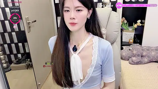 Yueyue-MM - 狗狗侧趴半脱内裤把PP打成粉红色 20下