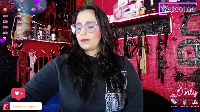 Dark_empire_BDSM - show tits
