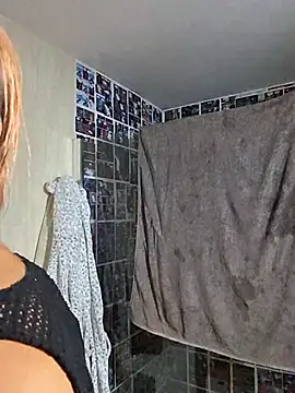 Kylie_blck - Pussyfingering+1SurpriseVideo