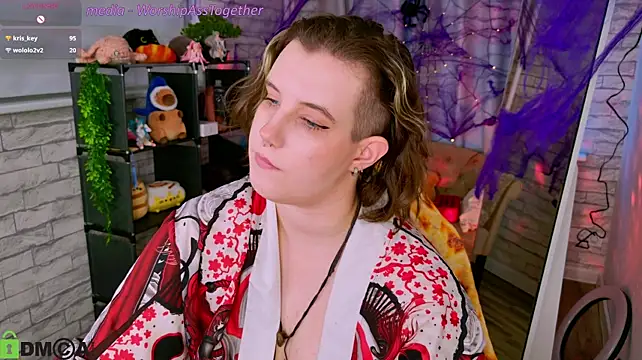 Candyy_Yeah - Tease the clitoris with a finger