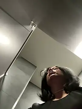 RoxySantaMonica - Slippery finger fucks virgin ass hole🍑