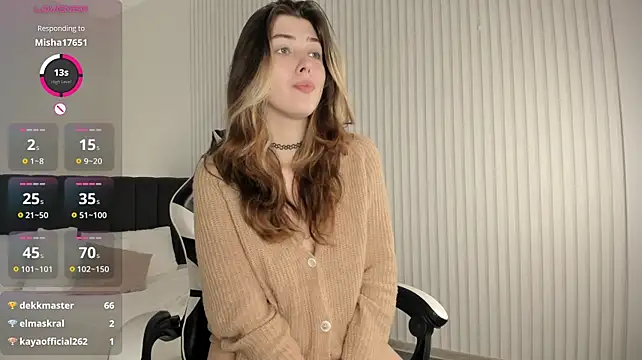 Vanessa_Walters - Naked tits+massage close up