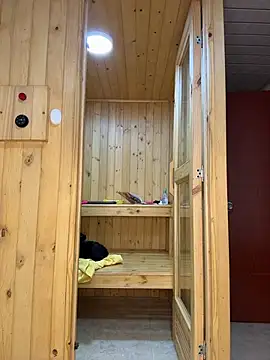 Barbieleblanc - Dildo in ass
