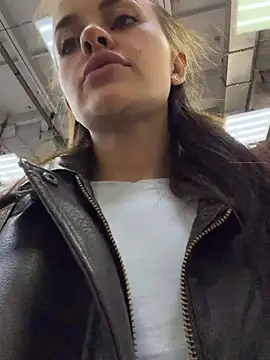 AngelinaTeller - Squirt time 💋