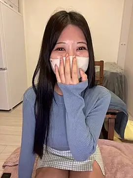 Mina_0104 - ニット脱いで谷間むぎゅっ♡