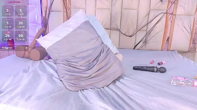 Sarah_Adamss - striptease show
