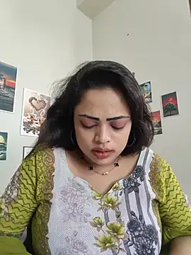 Pinky-2 - Oiling My Sexy Pussy Hole