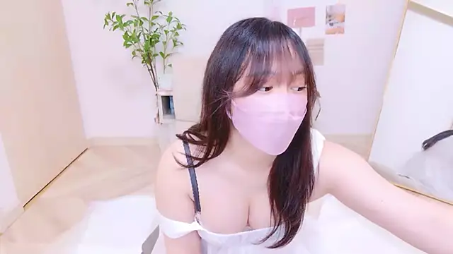 _Yuurin - ブラ抜き♡乳首透けちゃう//