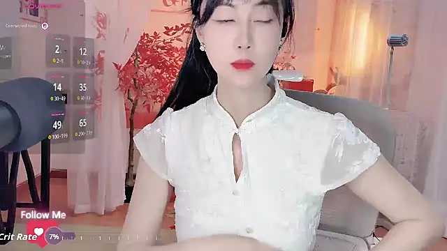 Noomi-1111 - 生活千疮百孔，它真透气😀
