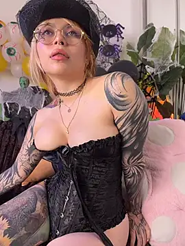YunoRose_ - Naked me 💀🖤