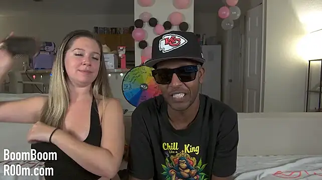 Boomboomr00m - Strap-On Fuck Show 🎟️🔥
