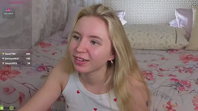 Linda__Bloom - breast massage under the top