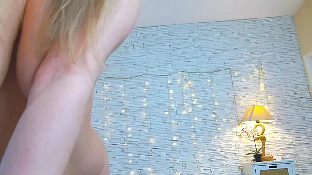 Maril_Lou - Get me naughty and wet 👀
