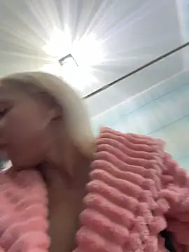 LikaCat - Ride the DILDO 🔥🍑