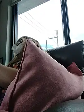AsianMhiendy - playing dildo til i cum💦💦💦
