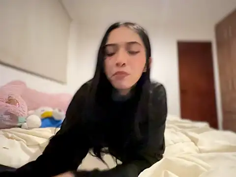 JIORYOvO - 🖤flash boobs