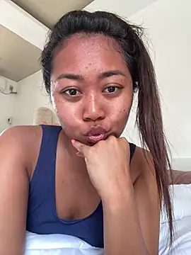 Juliet_official_pro - Walk naked