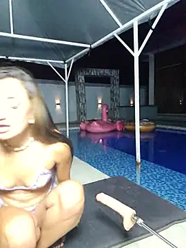 SAMY_AND_ARI - One girl naked+video