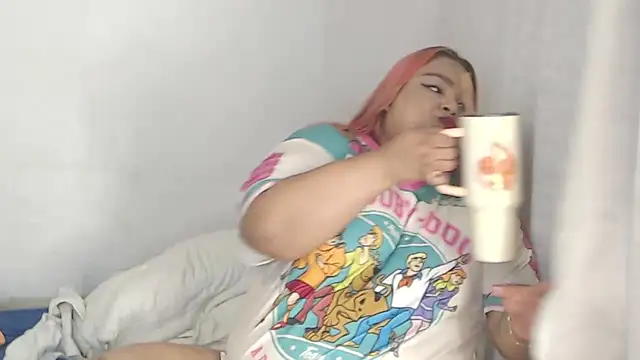 Lovemyfatpussy - Flash fat pussy