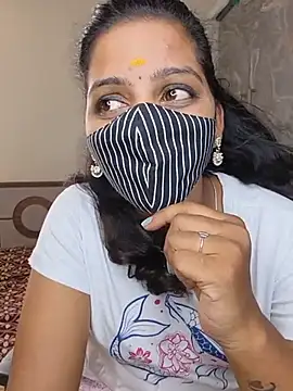 Tamil_Lovely_Cindrellaa - boobs show 5 minutes 😋😍🤤🥵
