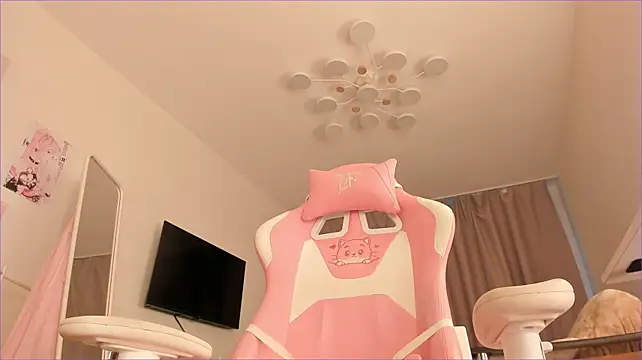 Tiffany_Paw - SlideUrFingersDeepInside