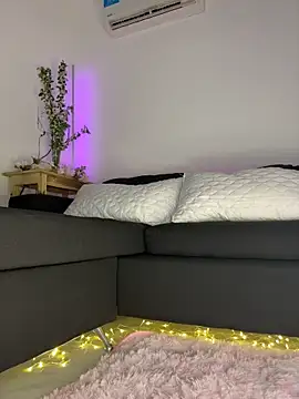 Goldenpussy_1 - Naked and ride big dildo