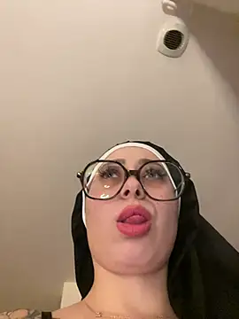 Queenlo_xxx