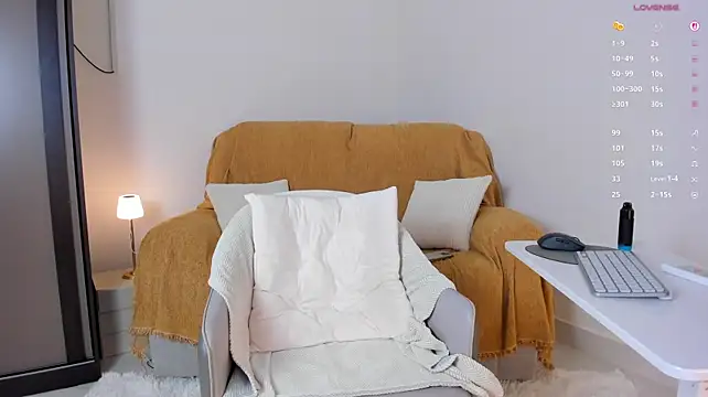 Emydollyy - Naked sexy dance