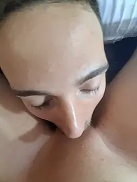 Luliyfoco - Anal en 4 con leche adentro