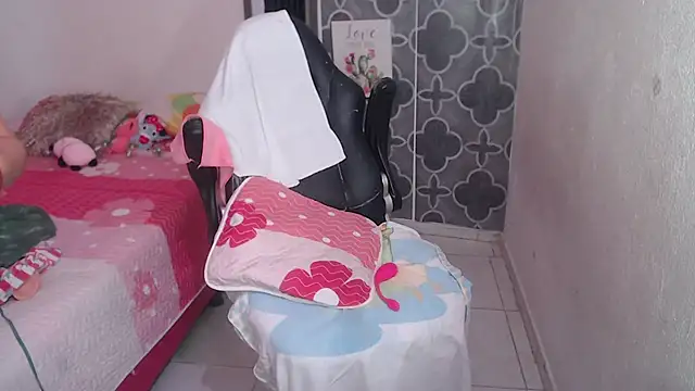 Karamirror_