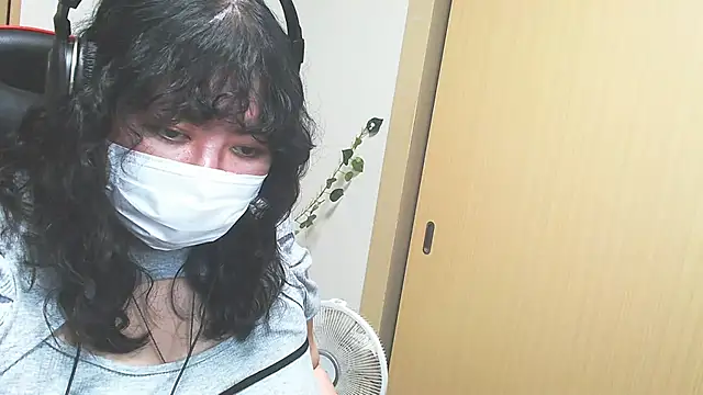 Ayane99 - セクシーコスプレ生着替え