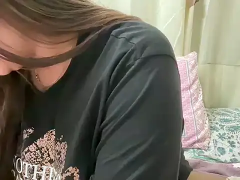 Dikshaindin's Live XXX Chat