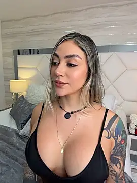 Miacoleman_ - big squirt 💦💦💦