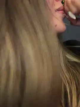 Fanyabbey - To ask a stranger for a kiss😳😳😳