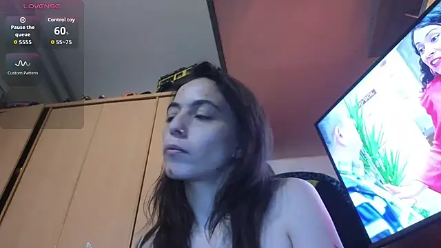 Kattleya1407 - Get a NEW CAMERA