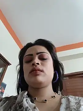 Pinky-2 - Oiling My Sexy Pussy Hole