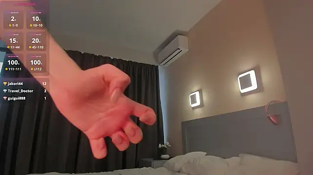 Miraletta - suck finger