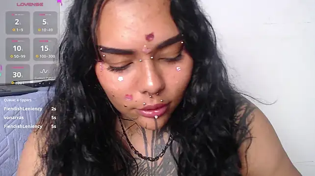 Nina_hot26