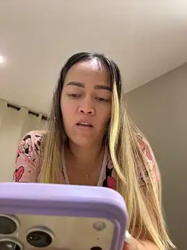 Danielavegax - The neighbor massages my tits