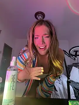Hollyharmd - Time to cum Mommy 💕💦