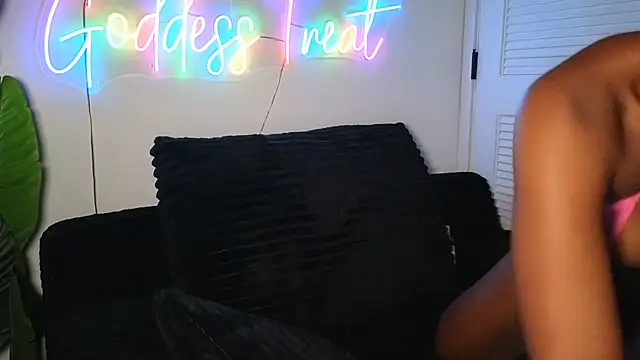 Goddess_treat - POV domi kitty play