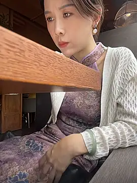 Zoe-520 - 脱内裤1分钟