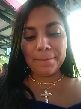 BlueeDiamond - 🍒Show tits🍒