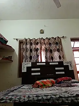 Heyy_Anshi - Show Pussy With Fingringss