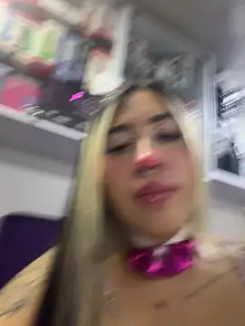 ManuelaVeeleez