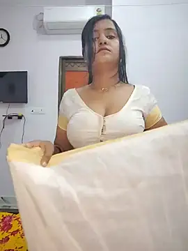 Miss-Riyasingh - Ass show