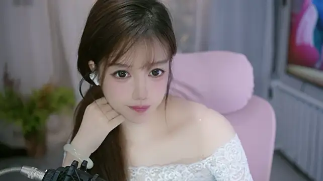 Cecily2