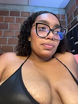 _Piel_Canela - Chow pussy+ dedos + chorro