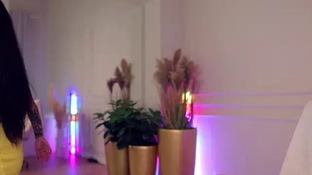 AhhMia - Hot Anal Show 🍑