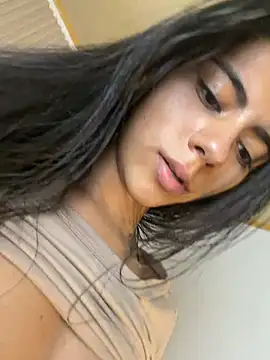 Lilybeeth - Move tongue circles dildo.